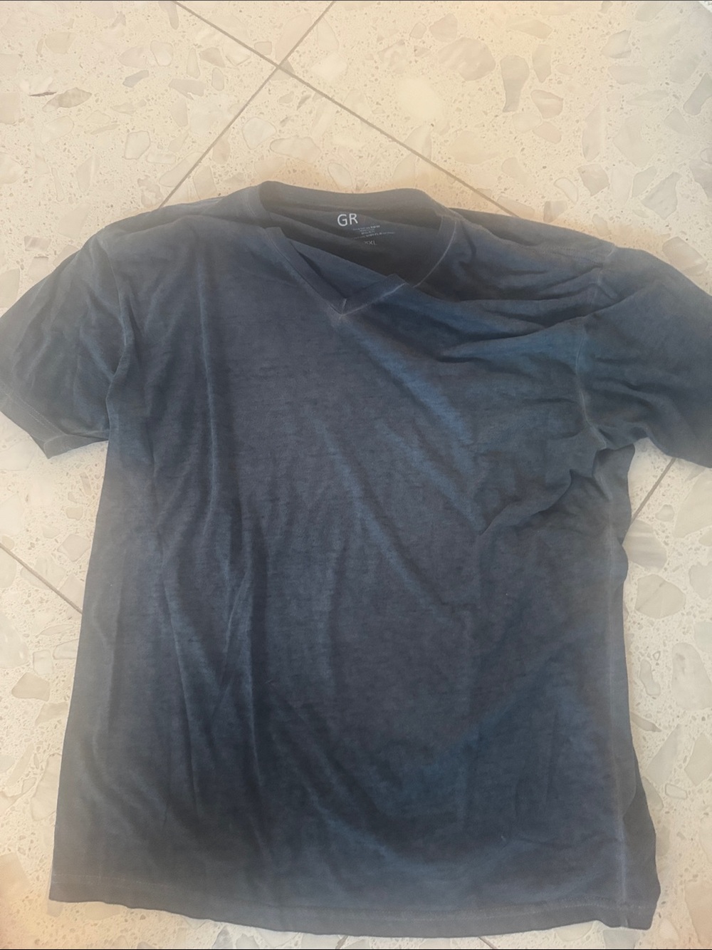 Men’s Short Sleeve V-Neck T-Shirt in Navy